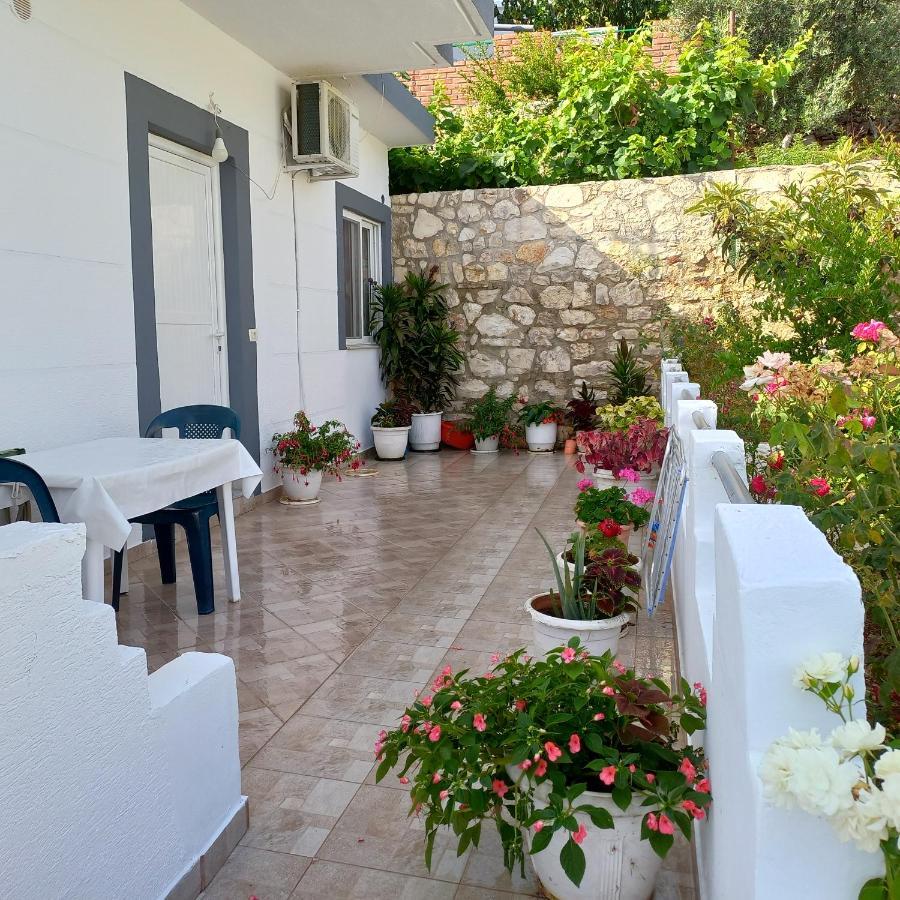 Emiljano Seaview Apartment Ksamil Exterior photo